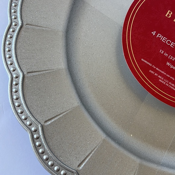 Beekman Home 4 Piece Charger Set New - Picture 7 of 9
